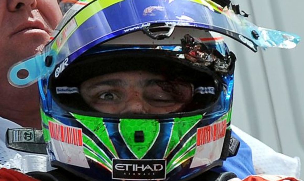 F1 pilotas Felipe Massa po avarijos Vengrijos GP