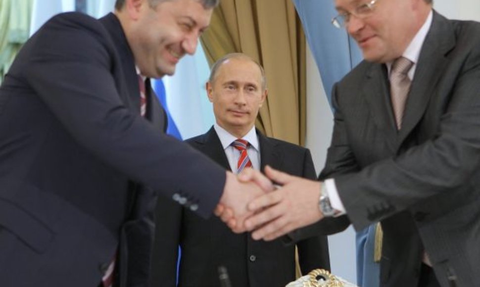 V.Putinas, V.Basarginas ir E.Koikoty atidarė dujotekį
