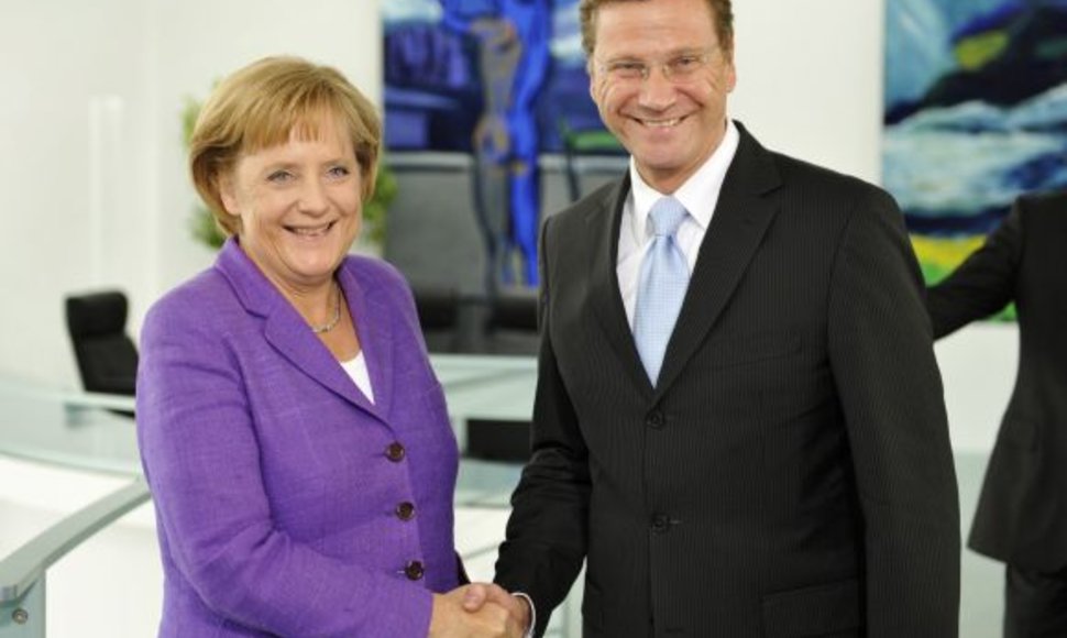 Guido Westerwelle su Angela Merkel