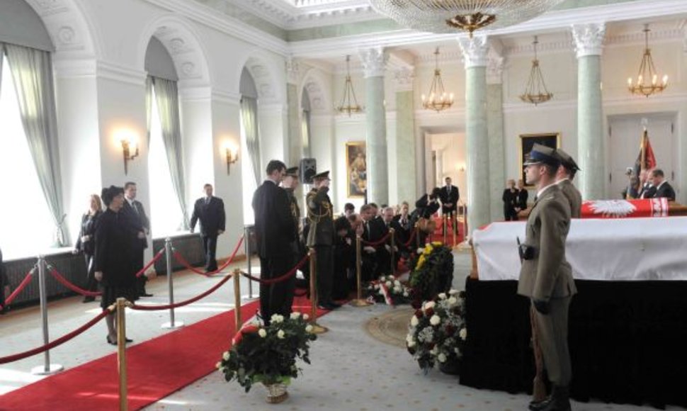 Atsisveikinimas Prezidentūroje su L.Kaczynskiu