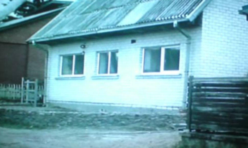 Giminaičių namas, kurį krėtė policija po Kedžio žūties