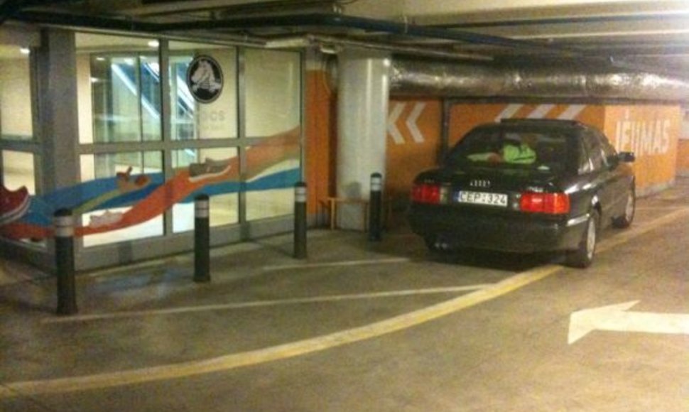 Fotopolicija: pavyzdingas parkavimas?