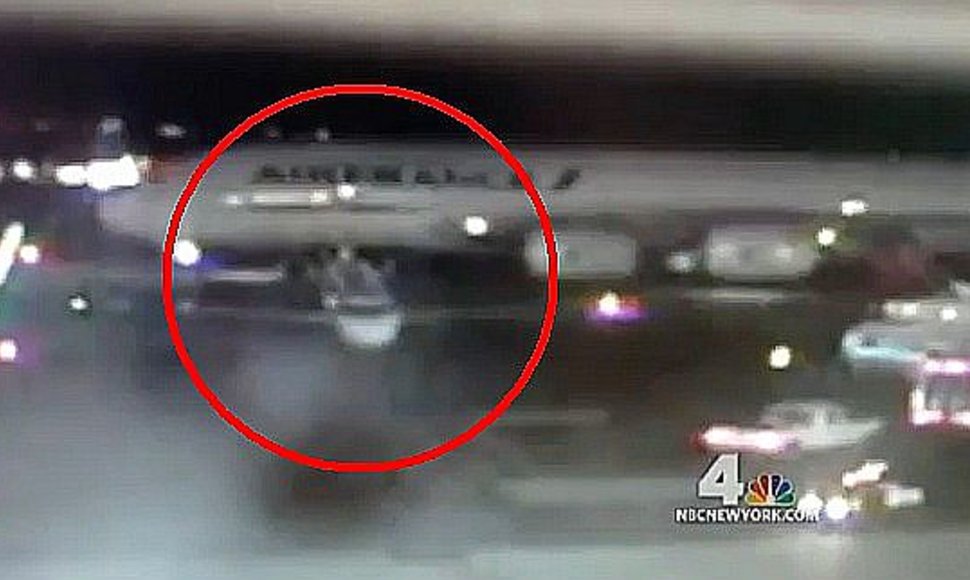 Niujorko Kenedžio oro uoste susidūrė du lėktuvai
