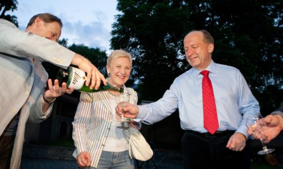 Andrius Kubilius džiaugiasi pergale, jis liko vadovauti partijai