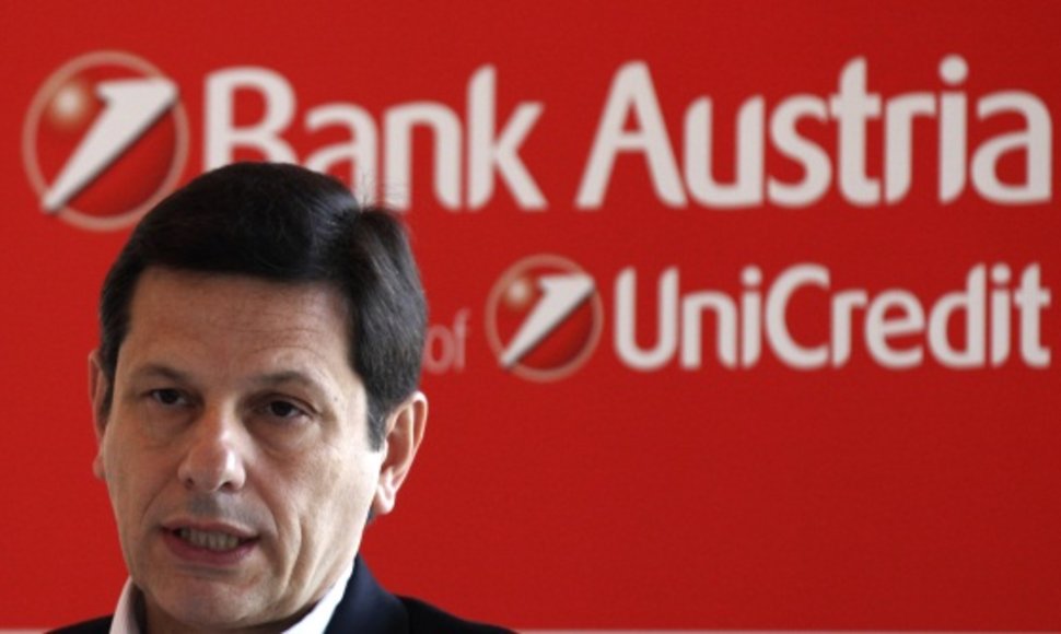 Gianni Franco Papa, vienas UniCredit vadovų