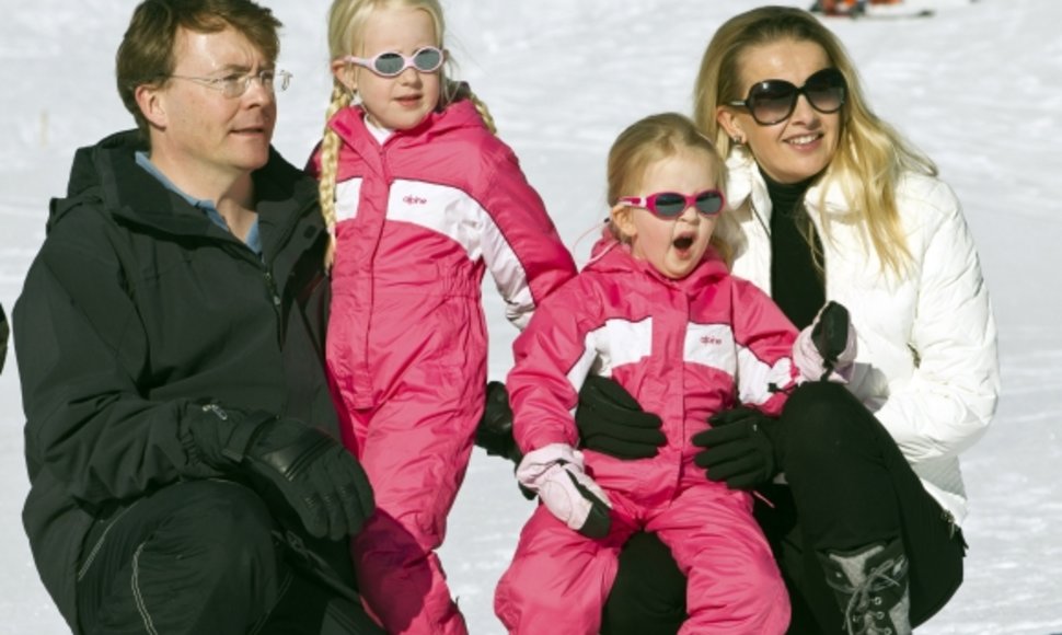 Princas Johanas Friso su žmona Mabel Wisse Smit ir dukterimis.