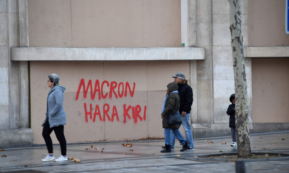 Paryžius po protesto