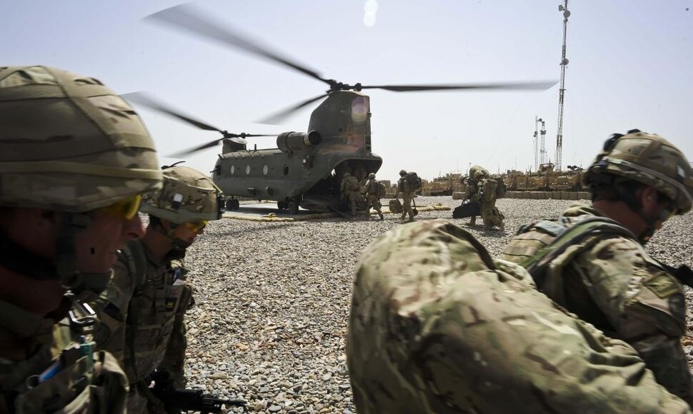 Didžiosios Britanijos sraigtasparnis &bdquo;Chinook&ldquo;