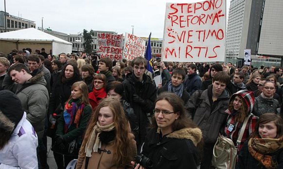 Į koncertą susirinko ir švietimo reformos šalininkai, ir priešininkai.