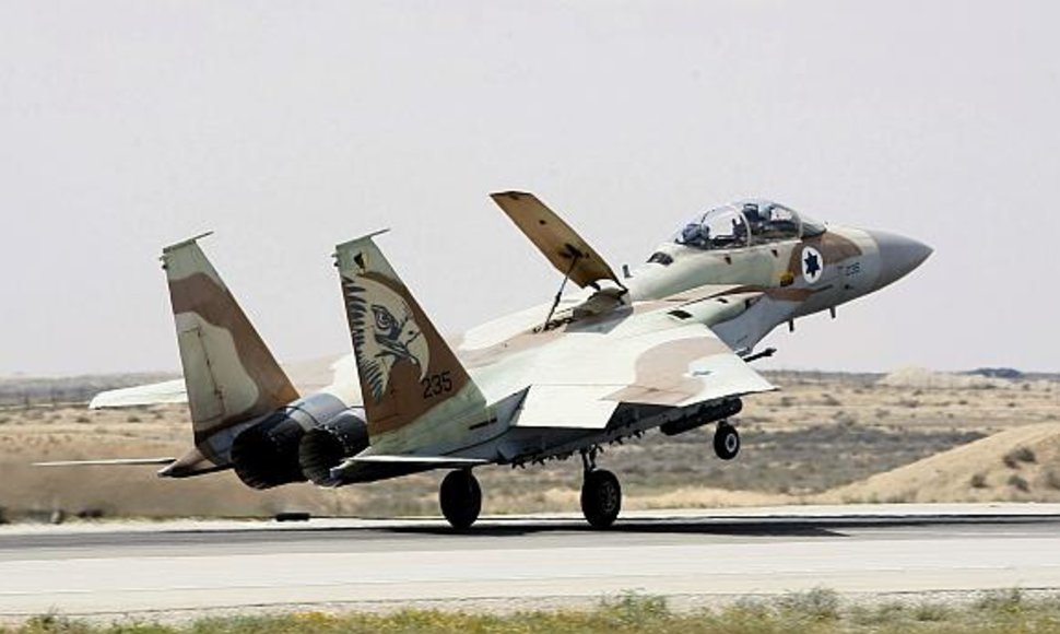 Izraelio naikintuvas „F–15I“