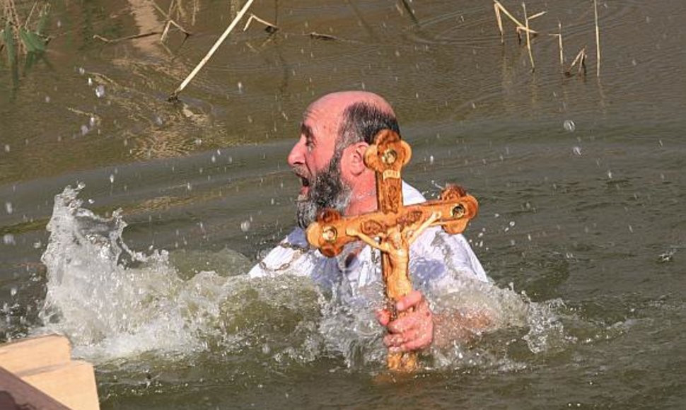 Krikštą upėje iki šiol propaguoja daugybė krikščioniškų bendruomenių.