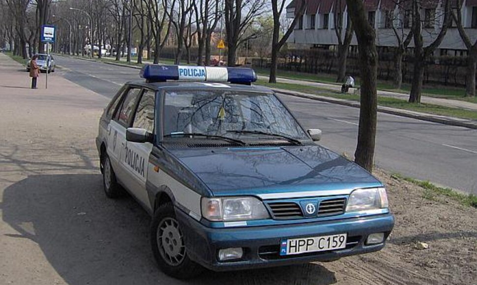 Lenkijos policijos automobilis