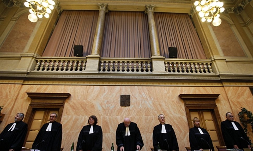 Čekijos Konstitucinis Teismas panaikino paskutinę kliūtį Lisabonos sutarties ratifikavimui.