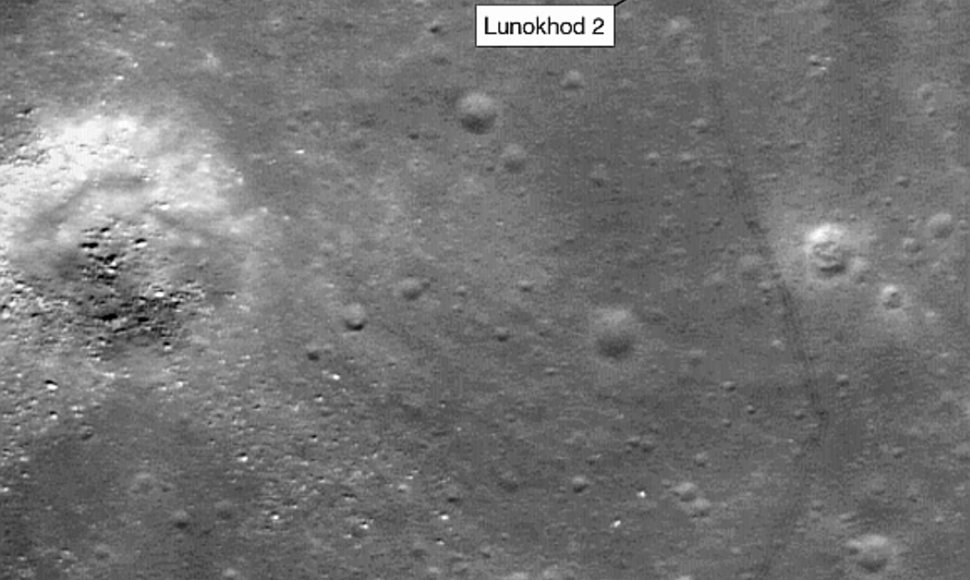 Mėnulio paviržiuje aptiktas prieš 37 metus nustojęs veikti „Lunochod-2“.