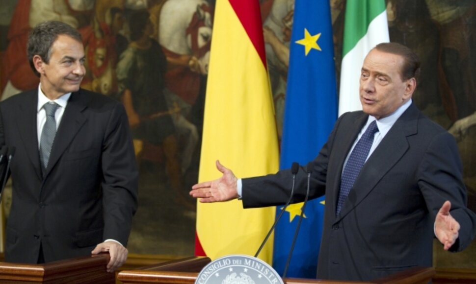 Jose Luisas Zapatero (kairėje) ir Silvio Berlusconi