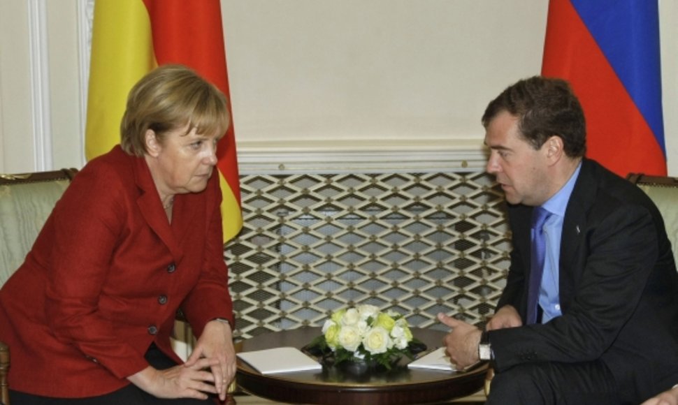 Angela Merkel ir Dmitrijus Medvedevas