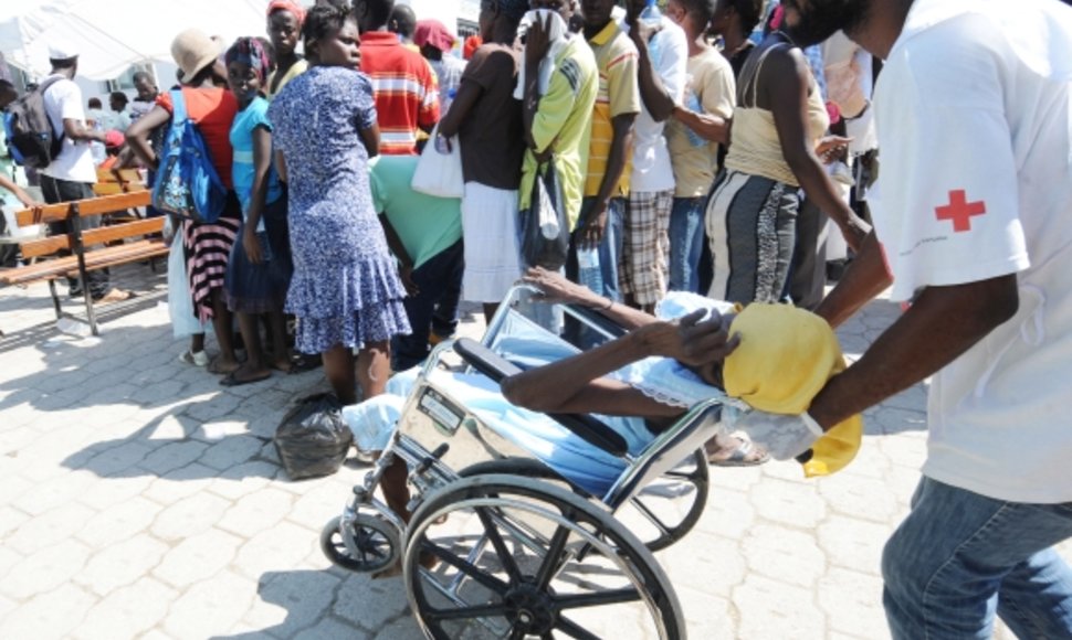 Choleros epidemija jau pasiekė Haičio sostinę.