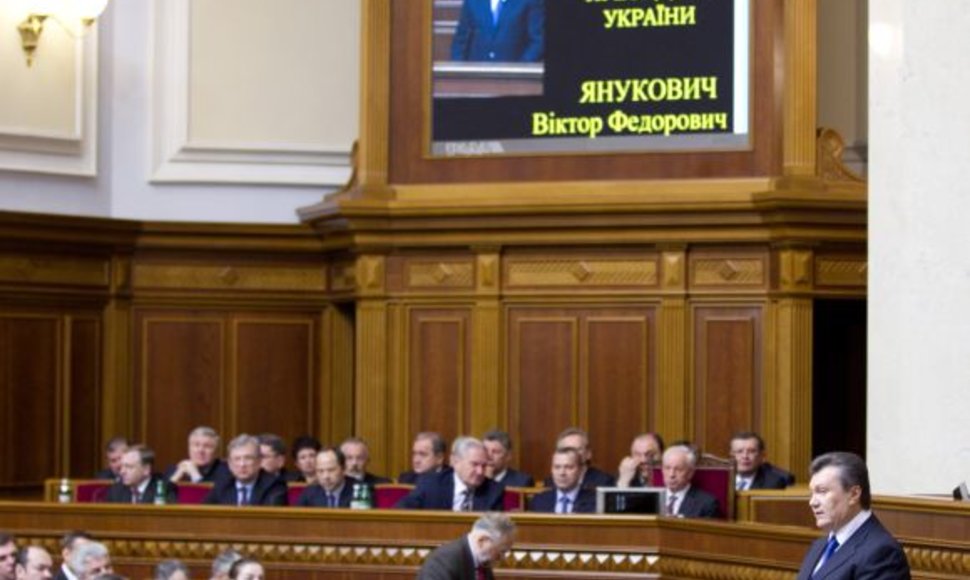 Viktoras Janukovyčius Aukščiausioje Radoje