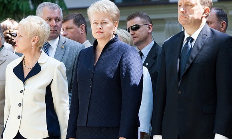 Andriaus Kubiliaus reitingai gerokai žemesni už Dalios Grybauskaitės ir Irenos Degutienės.