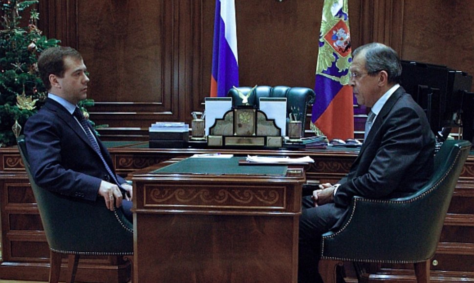 Dmitrijus Medvedevas įpareigojo ministrą Sergejų Lavrovą apie Rusijos sprendimą informuoti Europą.