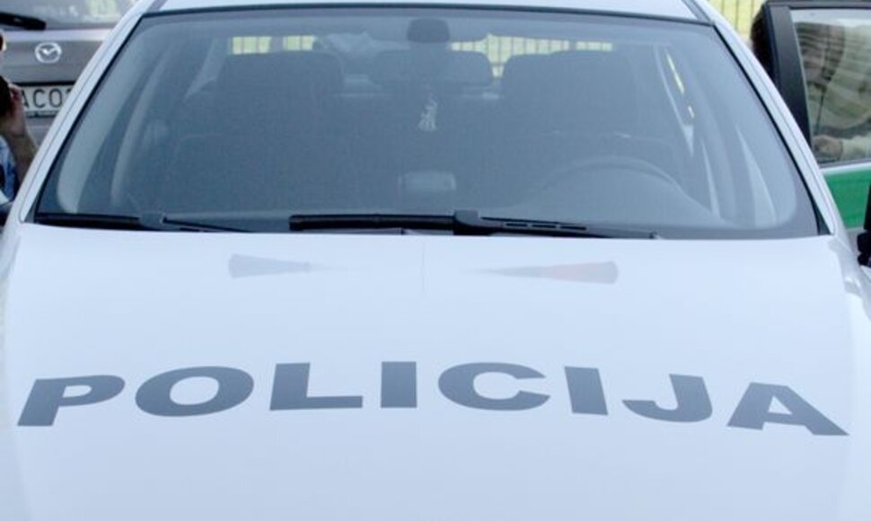 Policija