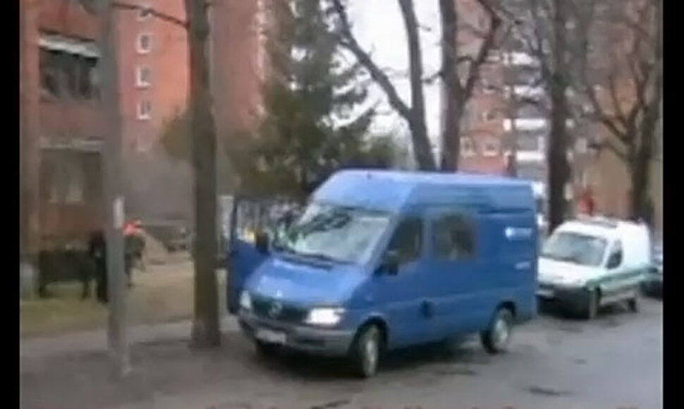 Vogtą &bdquo;Mercedes Benz&ldquo; Kauno policija surado per kelias valandas