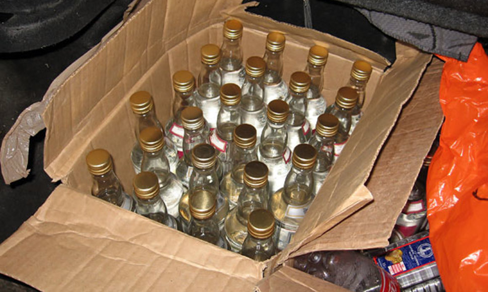 Falsifikuotas rusiškas alkoholis