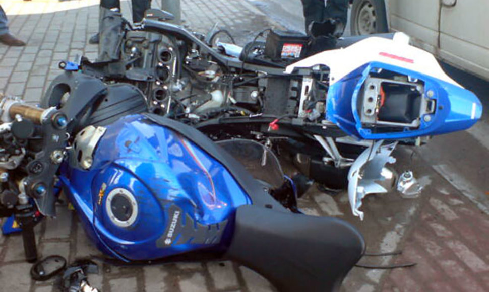 Per avariją Klaipėdoje sumaitotas motociklas