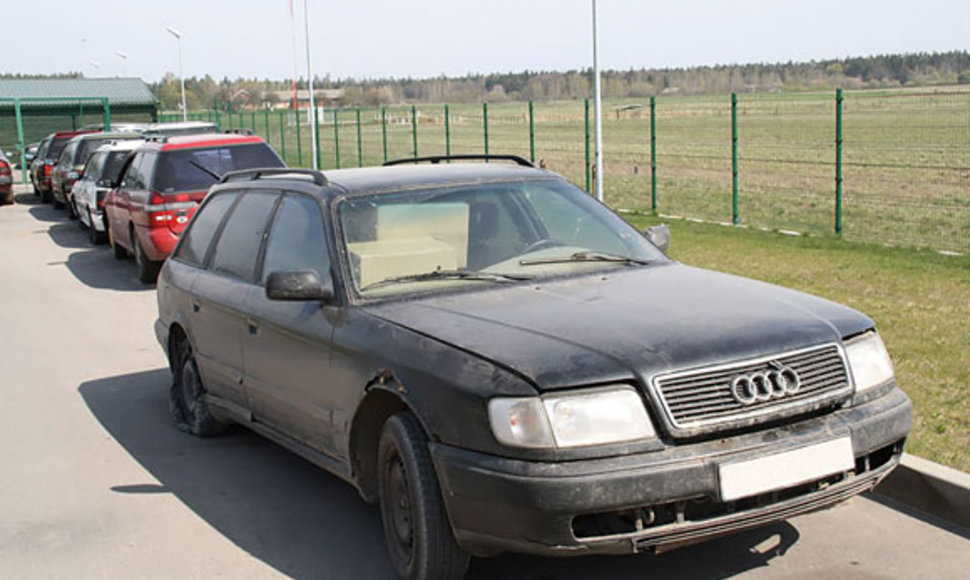 Pasieniečių sulaikytas Audi