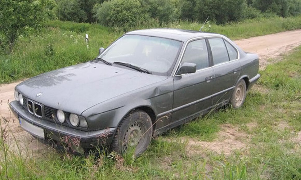 Likimo valiai paliktas automobilis