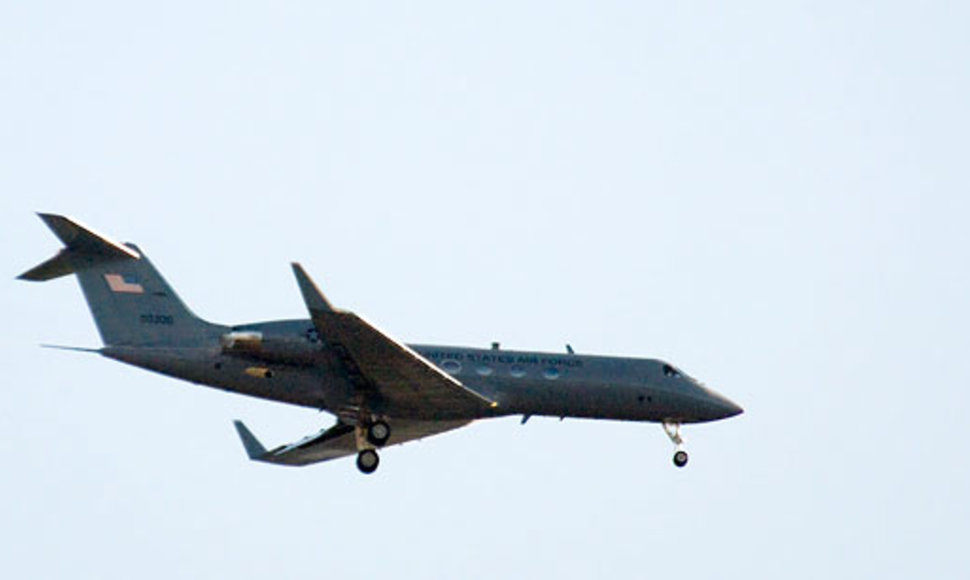JAV karinių oro pajėgų lėktuvas „Gulfstream IV“ Vilniaus padangėje