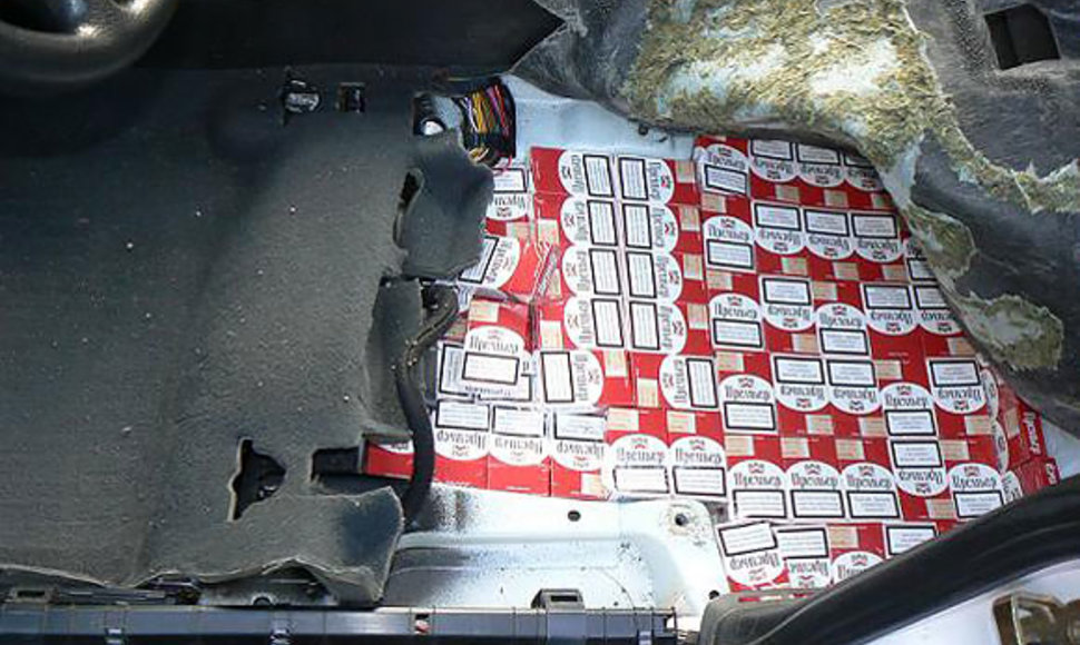 Druskininkiečio automobilyje aptiktos kontrabandinės cigaretės