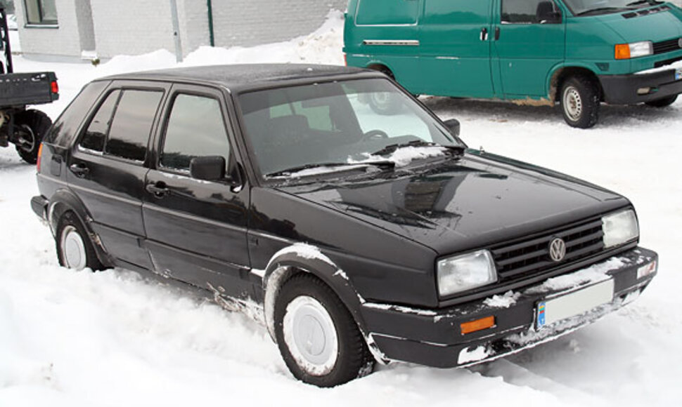 Sulaikytas kontrabandininkų automobilis