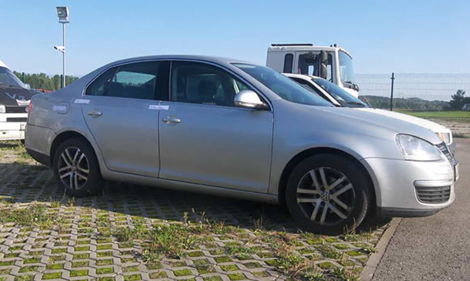 Pasieniečių sulaikytas automobilis