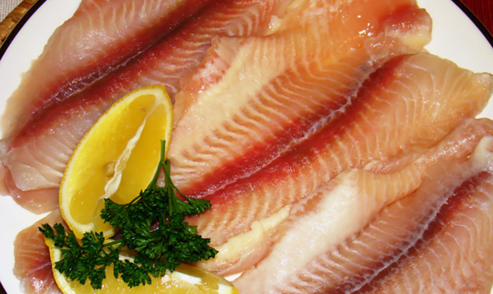 Matytas skelbimas žurnale, kad lietuviai per metus suvalgo labai mažai žuvies, pamėtėjo idėją  šį kartą ruošti patiekalą iš žuvies
