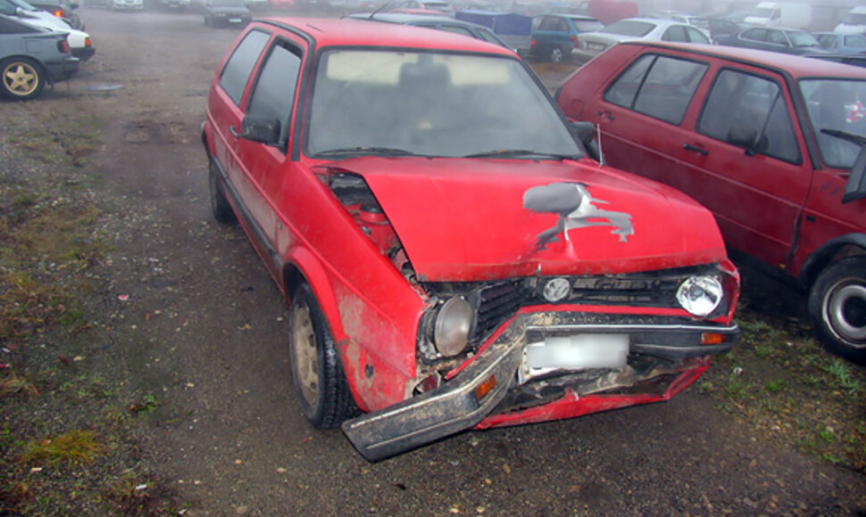 Automobilis po avarijos