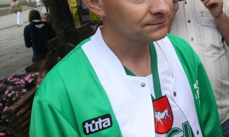 Anot R.Petrausko, sirgalių paaukota suma yra daugiau moralinė parama &bdquo;Žalgiriui&ldquo;, nei reali finansinė pagalba. 