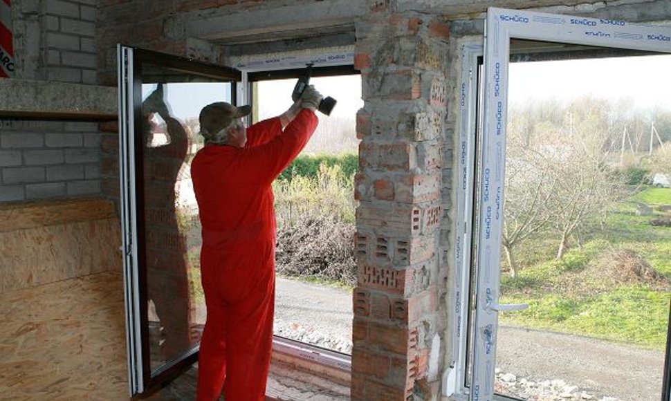 Gyventojų nusiskundimai dėl langų kokybės, jų įrengimo ne visada būna pagrįsti.