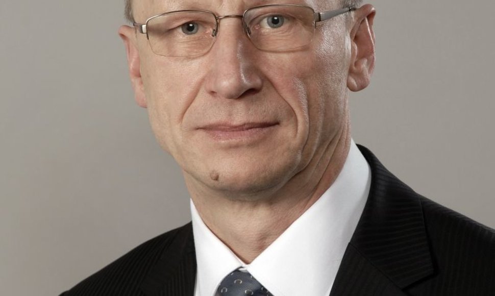 LŽŪU rektoriumi tapo Antanas Maziliauskas.