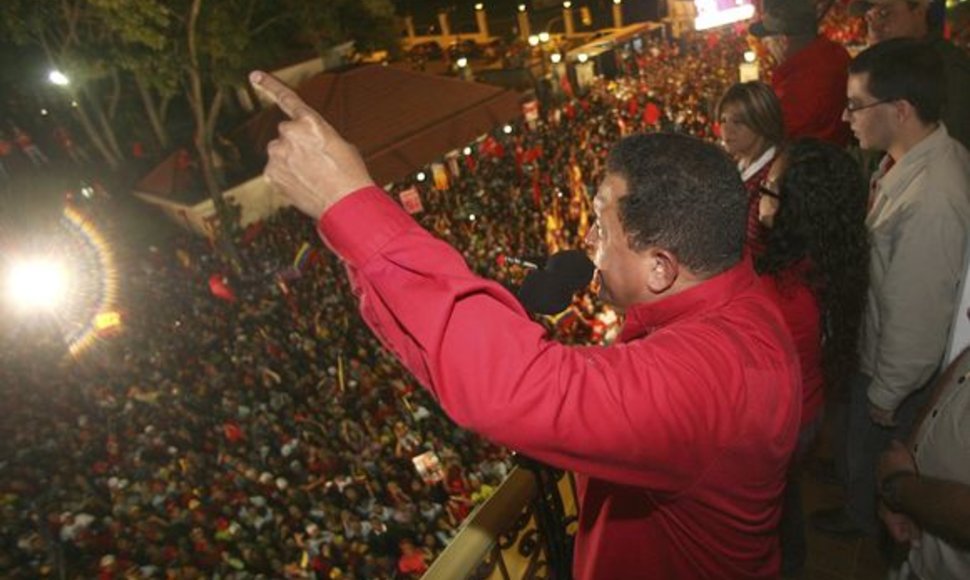 Hugo Chavezzas sekmadienį laimėjo didesnę pergalę negu pranašavo išankstinės apklausos.