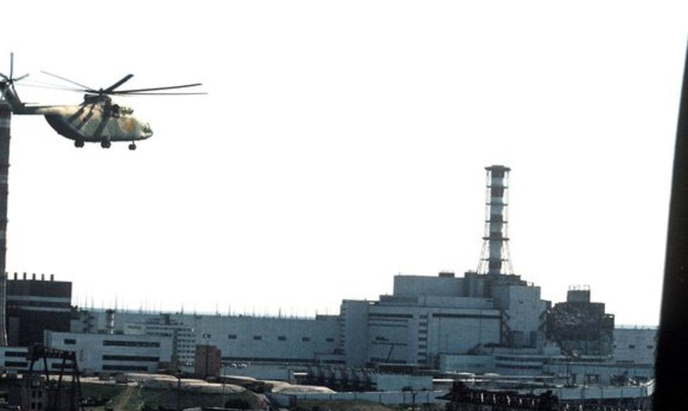 Černobylio atominė elektrinė po tragedijos.