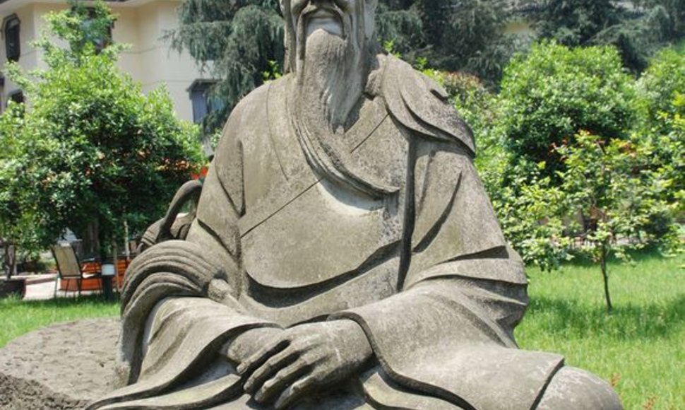 Konfucijaus statula