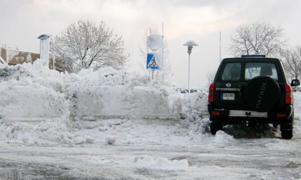 Žiema užgriuvo Kuršių neriją.