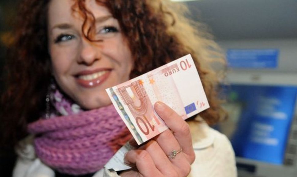 Slovakija įsivedė eurą.