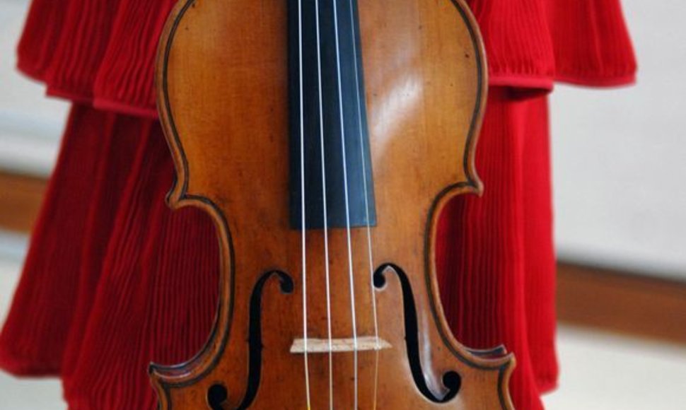 Vienas iš Antonijaus Stradivarijaus pagamintų smuikų