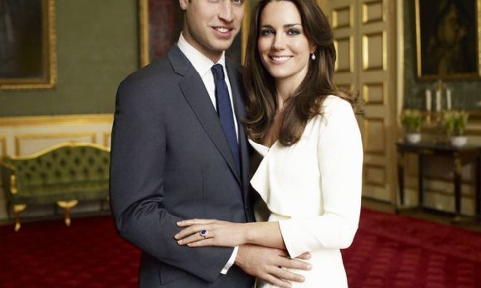 Oficiali sužadėtuvių fotografija: Princas Williamas ir Kate Middleton
