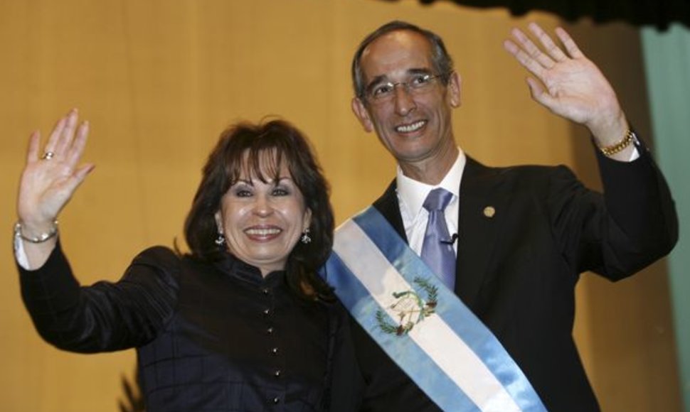 Sandra Torres de Colom jos su vyras Alvaro Colomas