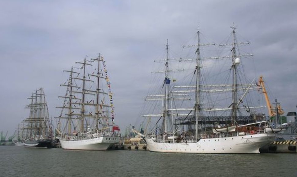 „The Culture 2011 Tall Ships Regatta” dalyviai