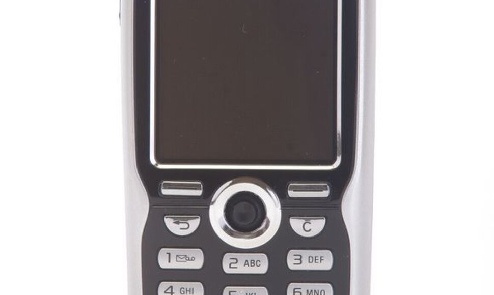  Estijos atstovai i&scaron;kovojo pergalę tarptautiniame mobiliųjų telefonų metimo čempionate.