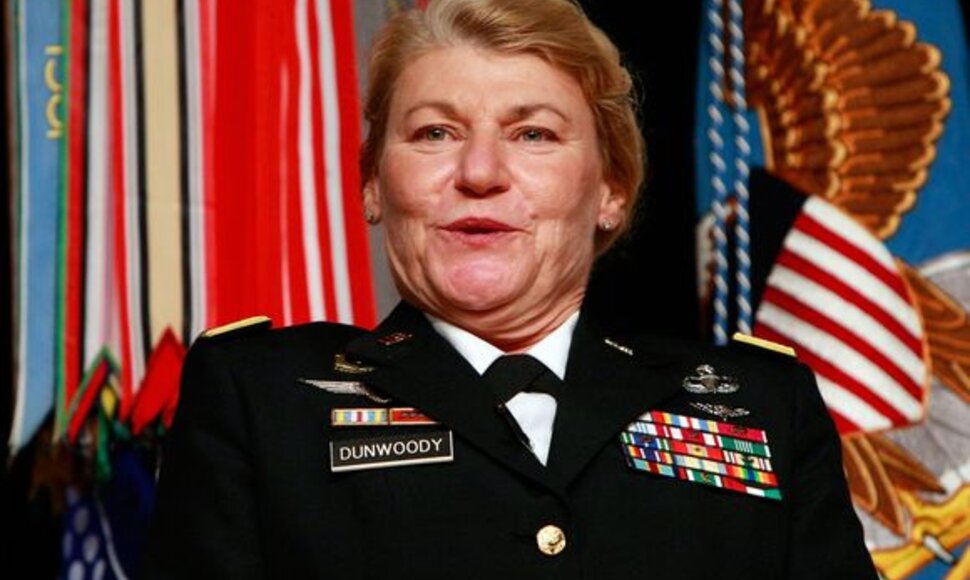 Ann E Dunwoody